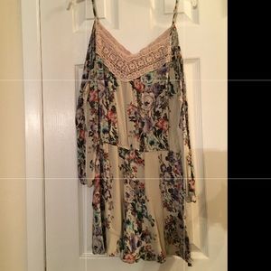Floral romper open shoulder long sleeves